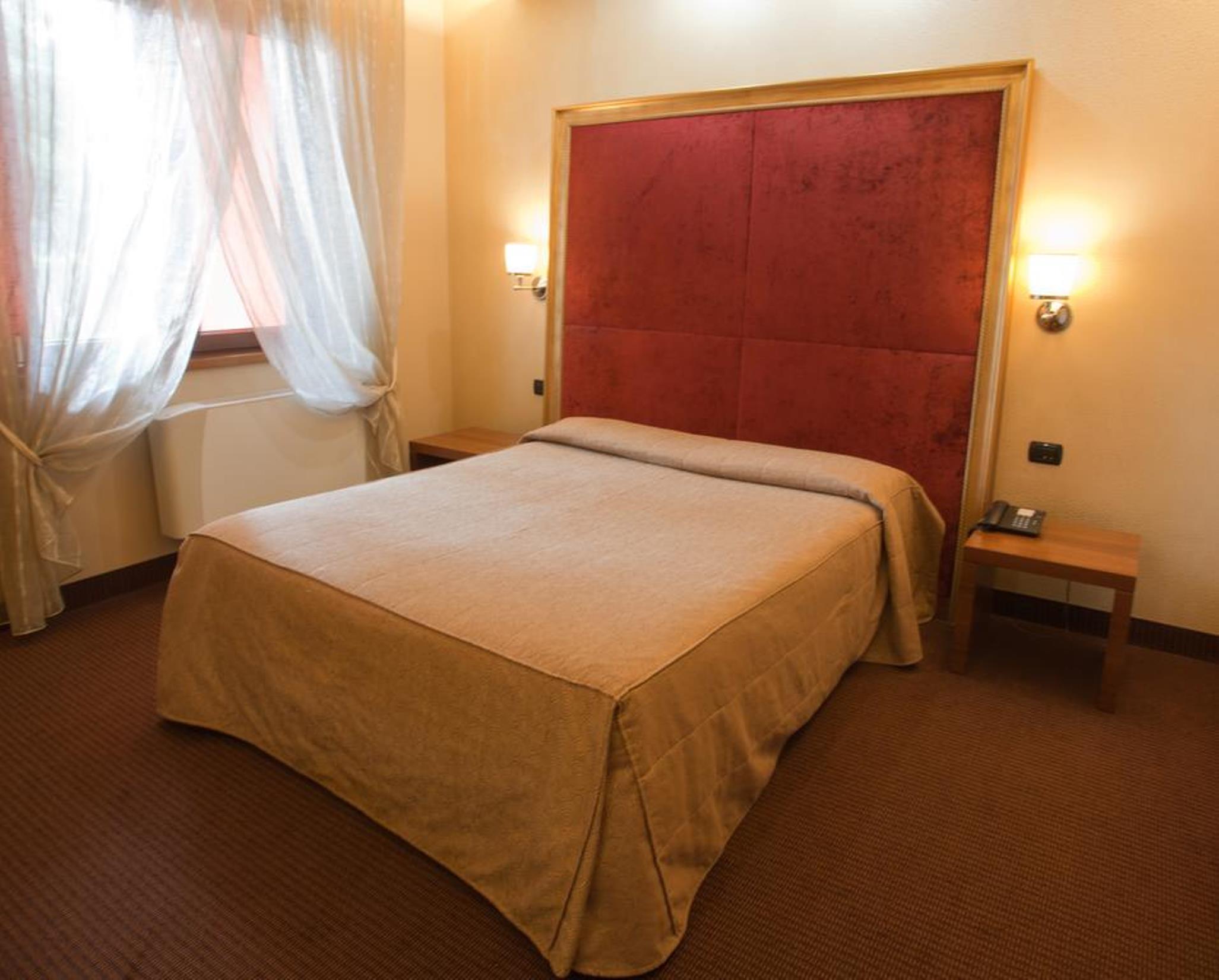 Hotel Sirio - Sure Hotel Collection By Best Western Medolago Exterior photo